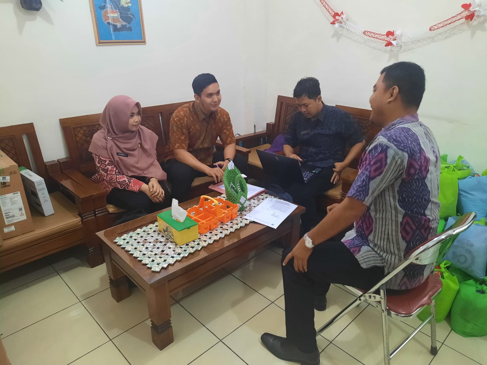 DISKOMINFO Kota Semarang Lakukan Survei Keamanan Informasi di Kelurahan Lempongsari